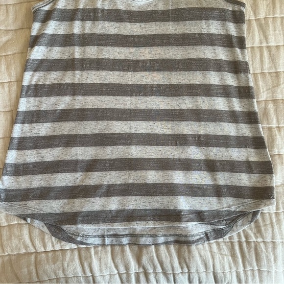 Balance Collection Grey Striped Racerback Linen Blend Tank Top Size Small - Picture 4 of 12